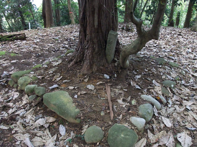 高坪里神社